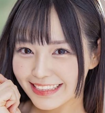 코이부치 모모나